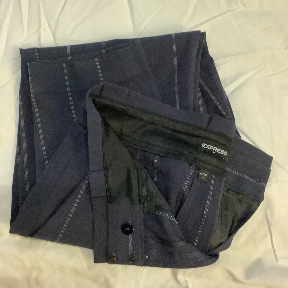 Express:Pin Striped Blue /White
Pleated Front Trousers
Size 8